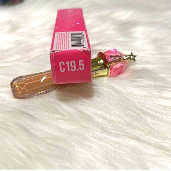 NIB Magic Star C19.5  concealer - Picture 1 of 2